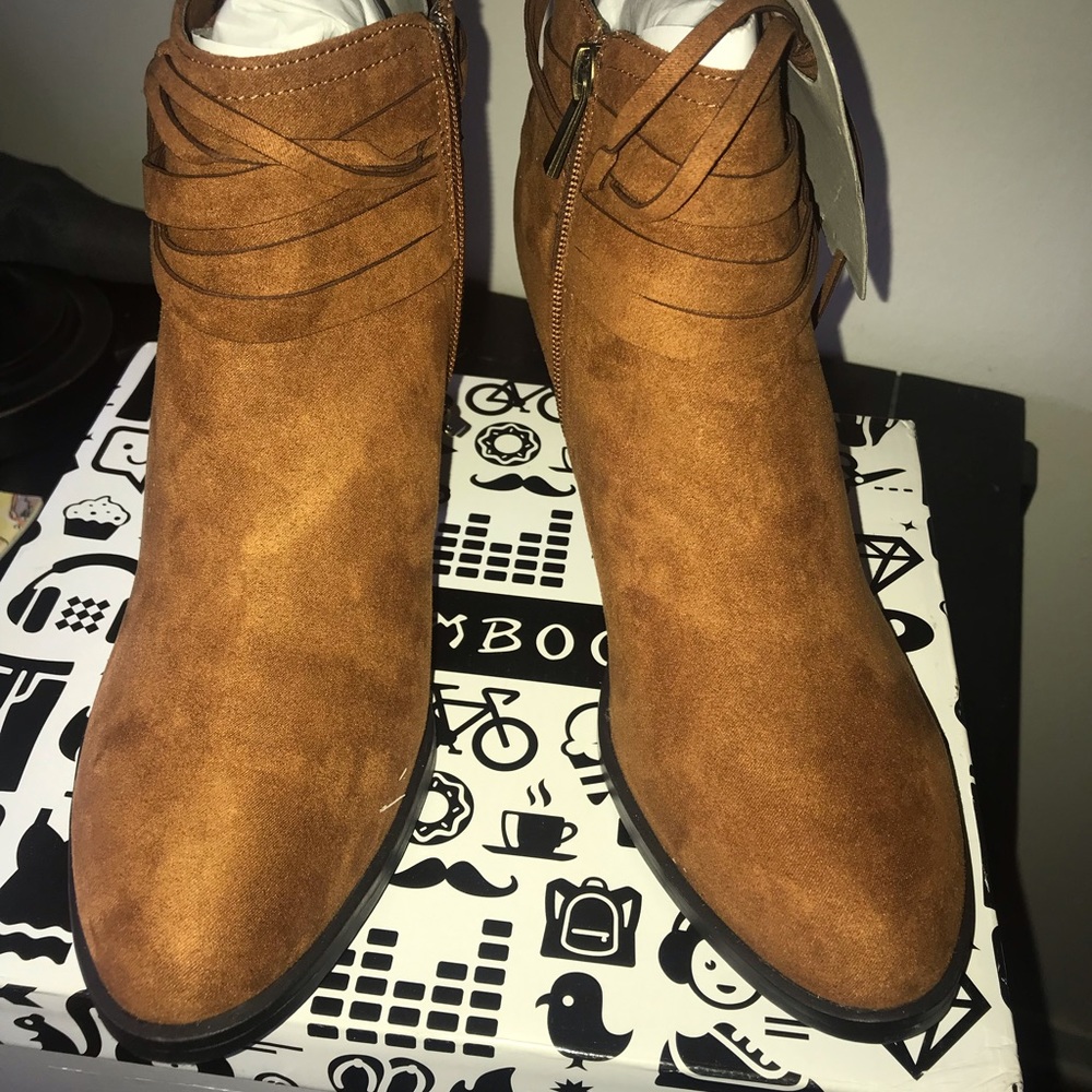 Bamboo avenge shoe boot